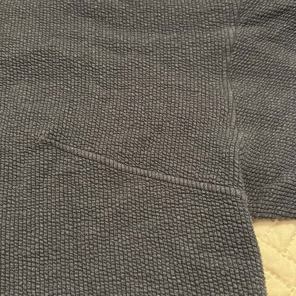 Lululemon Cropped Slouchy Turtle Neck Sweatshirt XL/XXL - Picture 3 of 4